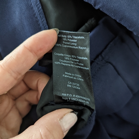 Navy blue cropped Babaton pant - Picture 4 of 4